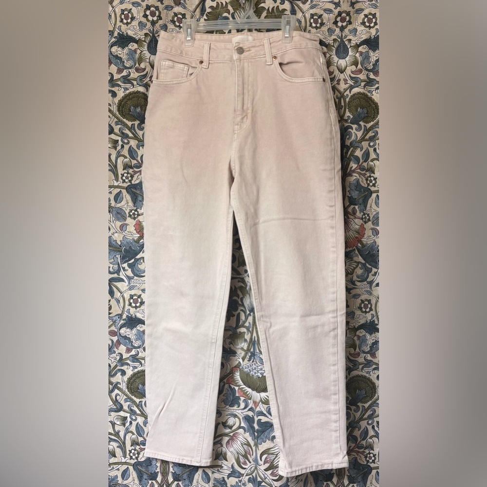 Mom High-Waisted Ankle Jeans
